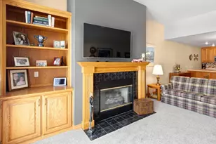 425 Brookview Dr, Luxemburg, WI 54217 - Photo 7