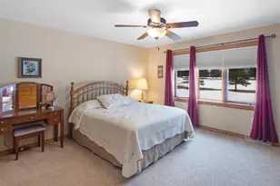 425 Brookview Dr, Luxemburg, WI 54217 - Photo 7