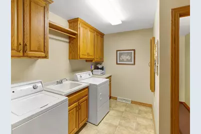 425 Brookview Drive, Luxemburg, WI 54217 - Photo 15