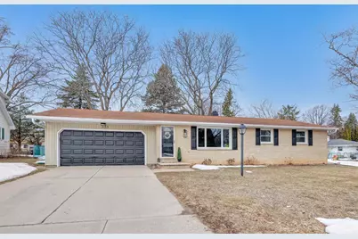 333 Steven Street, Green Bay, WI 54303 - Photo 1