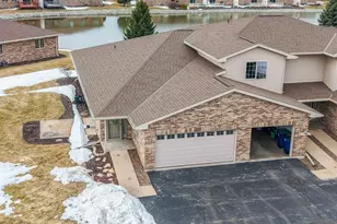 1267 Pond View Cir, De Pere, WI 54115 - Photo 3