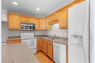 1267 Pond View Circle #42, De Pere, WI 54115 - Photo 13