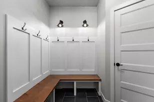 N8872 Galway Ln, Menasha, WI 54952 - Photo 11