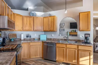 286 Goldenrod Drive, Omro, WI 54963 - Photo 3