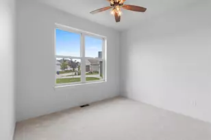 920 Clover Ct, Menasha, WI 54952 - Photo 31