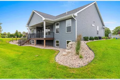920 Clover Court, Menasha, WI 54952 - Photo 7