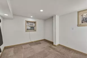 3450 Mid Valley Dr, De Pere, WI 54115 - Photo 9