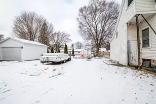 202 Irene St, Green Bay, WI 54302 - Photo 25