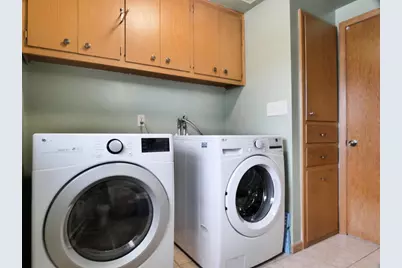 929 Marvelle Lane, Green Bay, WI 54304 - Photo 17