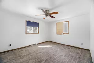 224 S Telulah Ave, Appleton, WI 54915 - Photo 17