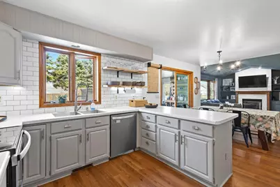 2310 Graceland Court, Oshkosh, WI 54904 - Photo 11