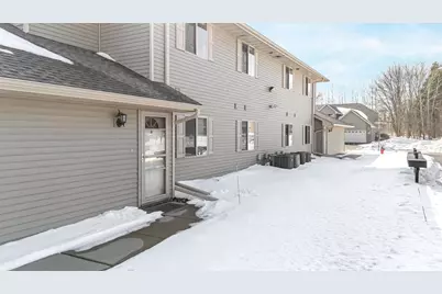 4735 N Newcastle Lane #D, Appleton, WI 54913 - Photo 5