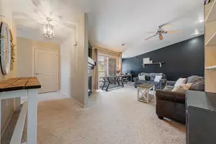 4735 N Newcastle Ln, Appleton, WI 54913 - Photo 7