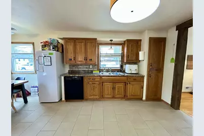 918 Grognet Street, Green Bay, WI 54302 - Photo 5