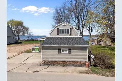 2963 Sunset Point Lane, Oshkosh, WI 54904 - Photo 37