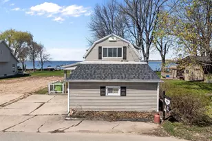 2963 Sunset Point Ln, Oshkosh, WI 54904 - Photo 37