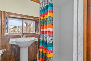 2963 Sunset Point Ln, Oshkosh, WI 54904 - Photo 17