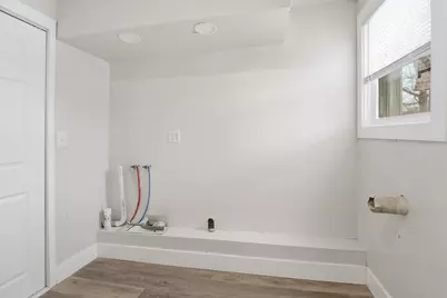 133 W Peckham Street, Neenah, WI 54956 - Photo 11