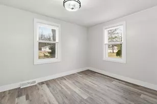 133 W Peckham St, Neenah, WI 54956 - Photo 13