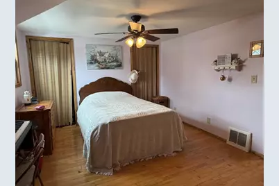 721 W Commercial Street, Appleton, WI 54914 - Photo 17