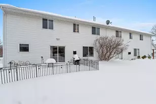 2700 Maple Hills Dr, Green Bay, WI 54313 - Photo 41