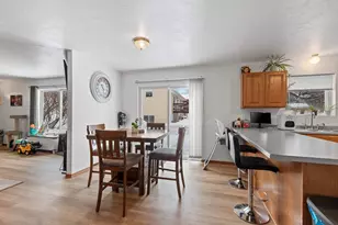 2700 Maple Hills Dr, Green Bay, WI 54313 - Photo 19