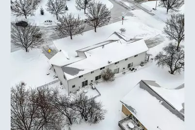 2700 Maple Hills Drive, Green Bay, WI 54313 - Photo 7