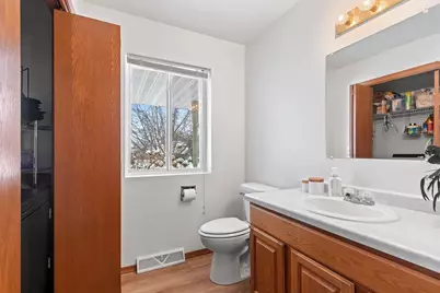 2700 Maple Hills Drive, Green Bay, WI 54313 - Photo 27