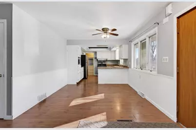 451 Roosevelt Street, Fond du Lac, WI 54935 - Photo 5