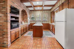 187 E Division St, Fond du Lac, WI 54935 - Photo 9