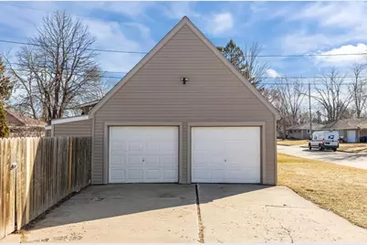 1830 S Oneida Street, Appleton, WI 54915 - Photo 33