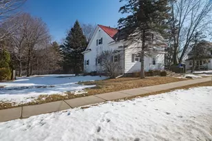 215 Oxford St, Wautoma, WI 54982 - Photo 23