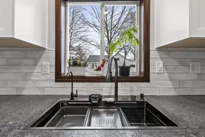 418 Smith Avenue, Oconto, WI 54153 - Photo 9