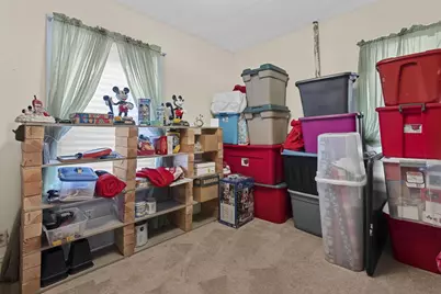 29 W Melvin Avenue, Oshkosh, WI 54901 - Photo 29