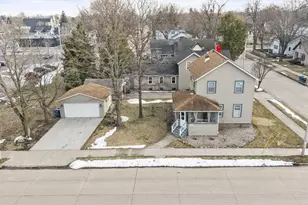 29 W Melvin Ave, Oshkosh, WI 54901 - Photo 37