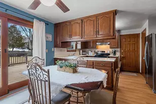 1327 Sandstone Pl, Green Bay, WI 54313 - Photo 11