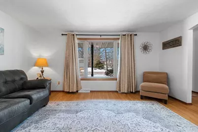 1327 Sandstone Place, Green Bay, WI 54313 - Photo 7