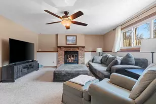 1327 Sandstone Pl, Green Bay, WI 54313 - Photo 29