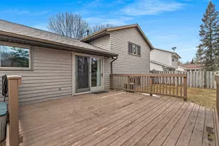 1327 Sandstone Pl, Green Bay, WI 54313 - Photo 43