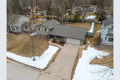 1327 Sandstone Place, Green Bay, WI 54313 - Photo 59