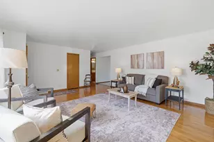 870 Nicolet Ave, Oshkosh, WI 54901 - Photo 3