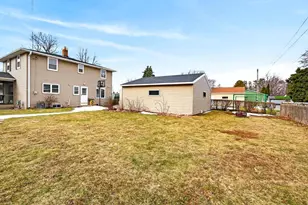 1041 Shannon St, Neenah, WI 54956 - Photo 31