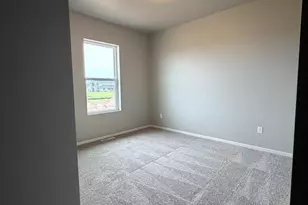 940 Enclave Ct, De Pere, WI 54115 - Photo 15