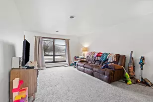 1376 Kellogg St, Green Bay, WI 54303 - Photo 17