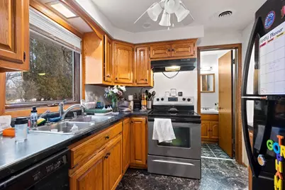 1376 Kellogg Street, Green Bay, WI 54303 - Photo 21