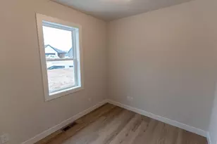 N9243 Anton St, Appleton, WI 54915 - Photo 27