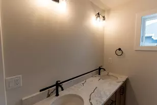 N9243 Anton St, Appleton, WI 54915 - Photo 11