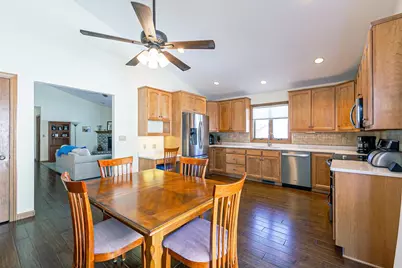 2190 Hidden Creek Road, Neenah, WI 54956 - Photo 11