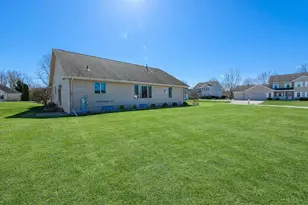 2190 Hidden Creek Rd, Neenah, WI 54956 - Photo 37