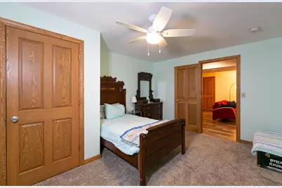 2190 Hidden Creek Road, Neenah, WI 54956 - Photo 35